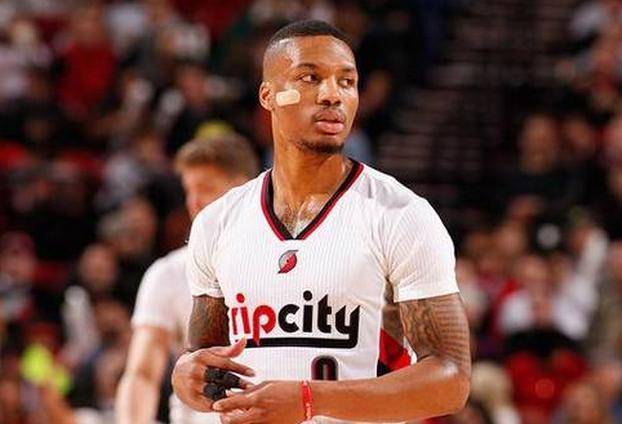 图片报：埃姆雷-詹成多家土耳其豪门目标，球员倾向留在多特（图片报：多支土超豪门相中埃姆雷-詹，球员更倾向继续留守多特）